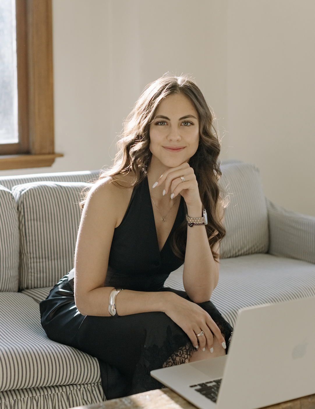 Liza Spirit at her desk